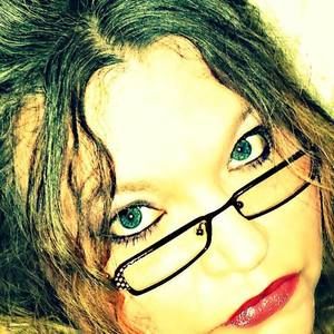 Meet your Posher, Stacey